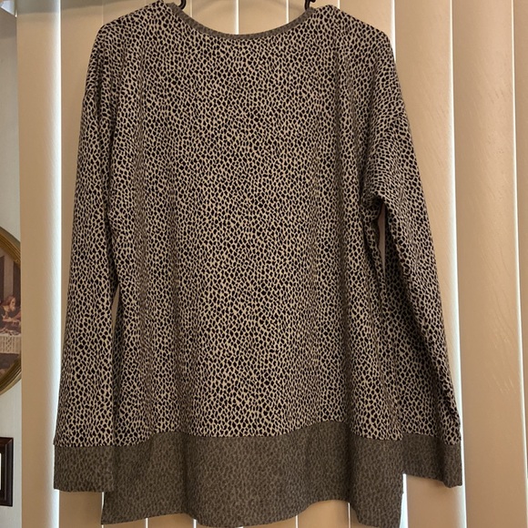 Womens Liz Claiborne sport blouse - Picture 4 of 8